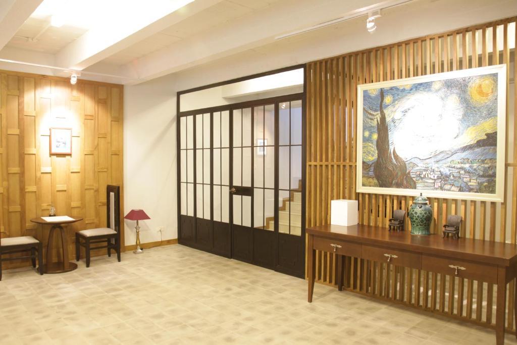 Baan Dinso Hostel@Ratchadamnoen Bangkok Exterior foto